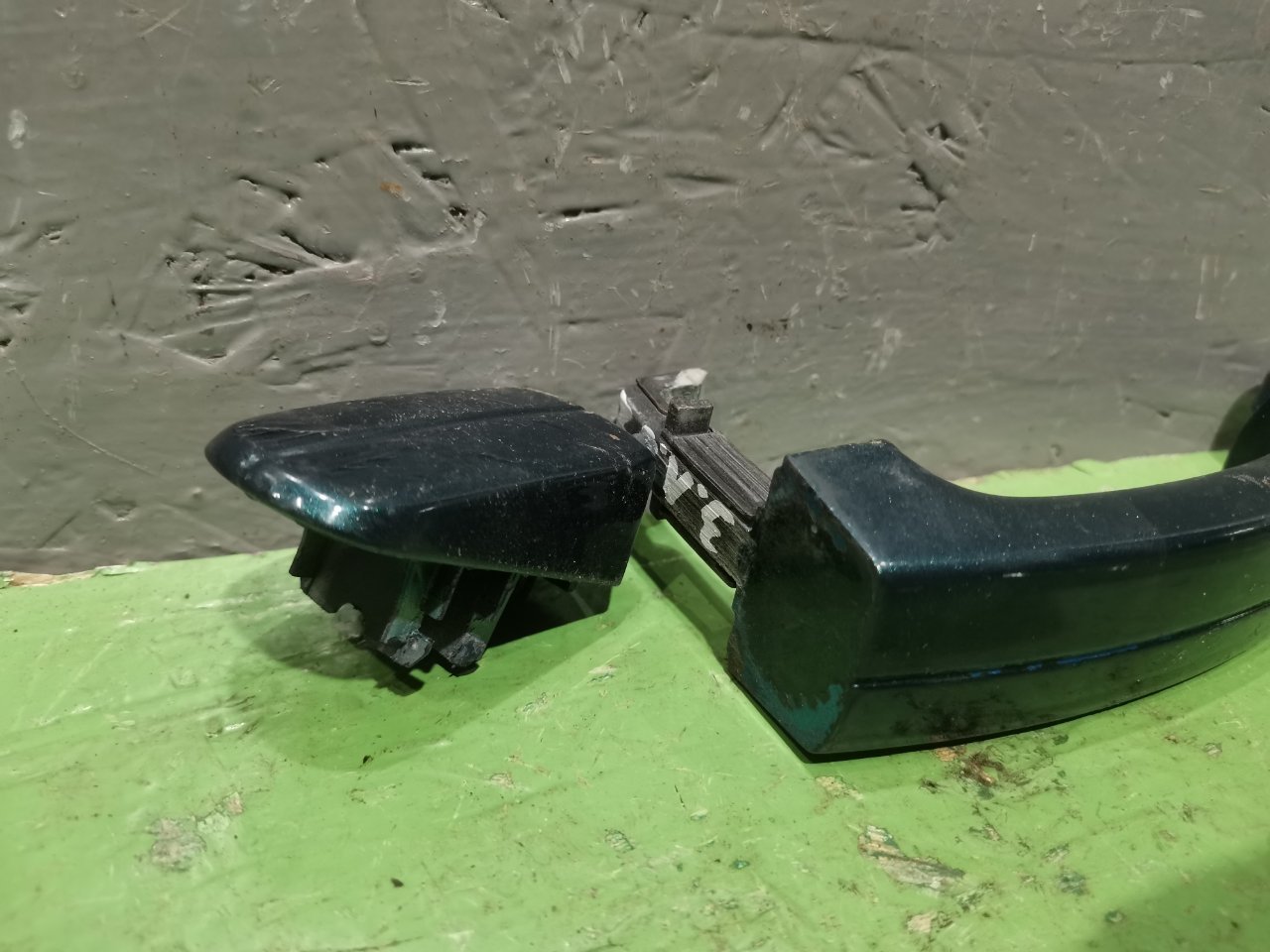 Ручка двери внешняя задняя левая Ford Focus Седан 1.8 QQDB