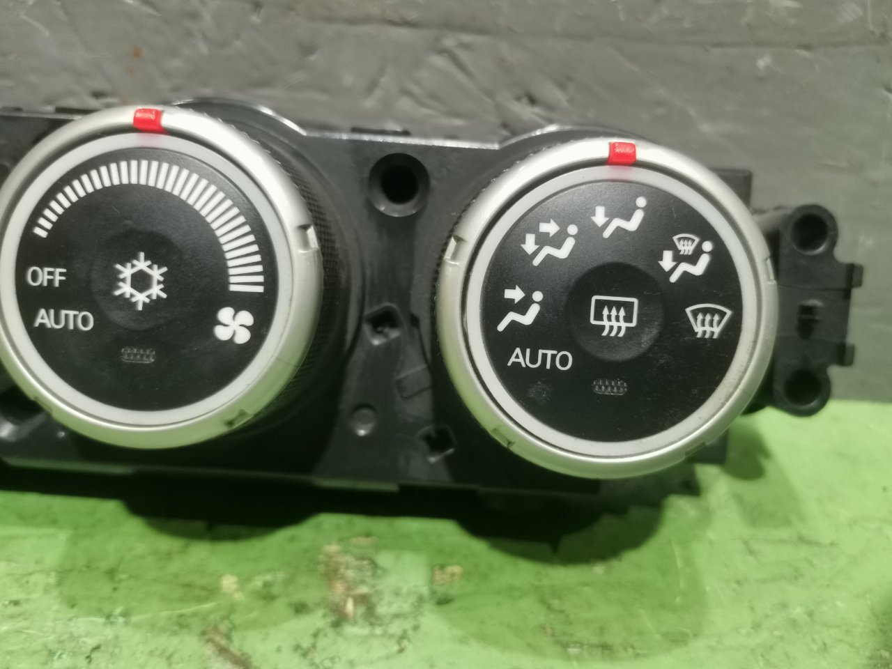Блок управления климат-контроля lancer 2008 1.8 4B10 Блок управления климат-контроля lancer 2008 1.8 4B10