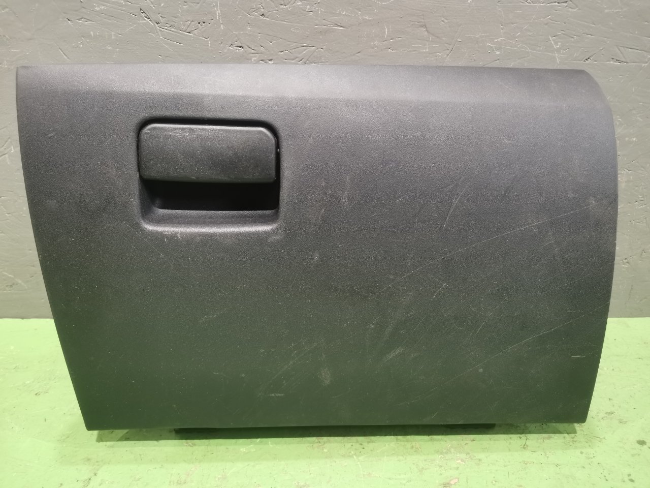 Запчасть бардачок Mitsubishi lancer 2008 1.8 4B10 8006A083ZZ2 Б/У Бардачок Mitsubishi lancer 2008 1.8 4B10 8006A083ZZ2 Б/У