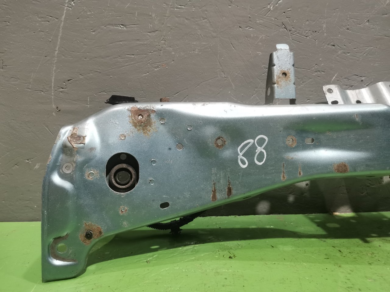 Рамка радиатора lancer 2008 1.8 4B10