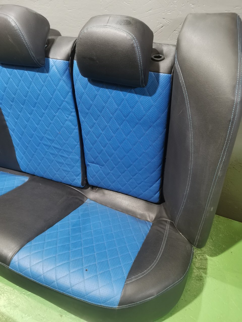 Сиденья комплект lancer 2008 1.8 4B10