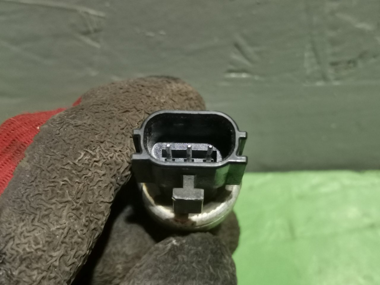 Датчик кондиционера Mitsubishi lancer 1.8 4B10