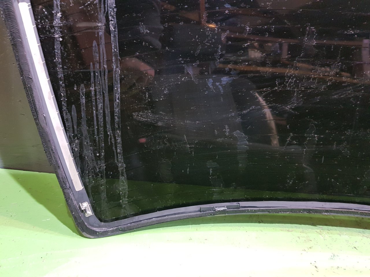 Стекло заднее Crown 1996 JZS155 3.0 2JZ-GE Стекло заднее Crown 1996 JZS155 3.0 2JZ-GE