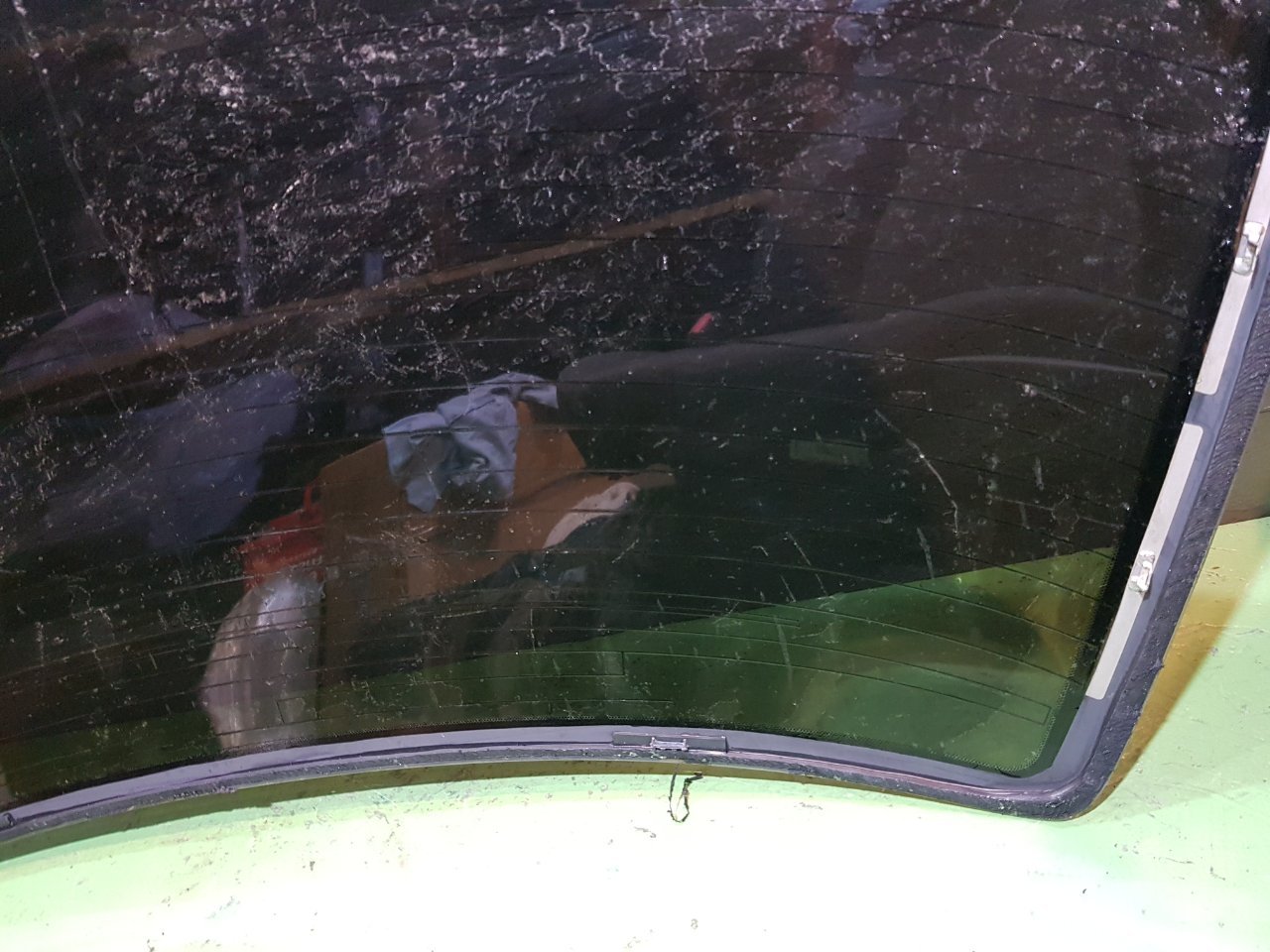 Стекло заднее Crown 1996 JZS155 3.0 2JZ-GE Стекло заднее Crown 1996 JZS155 3.0 2JZ-GE