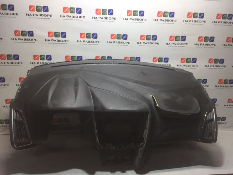 Торпедо Ford Focus 3 (б/у) Торпедо Ford Focus 3 (б/у)