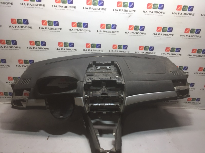 Торпедо Bmw X3 E83 (б/у) Торпедо Bmw X3 E83 (б/у)