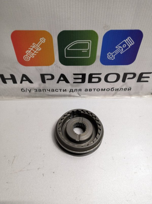 Муфта Lada Largus (б/у) Муфта Lada Largus (б/у)