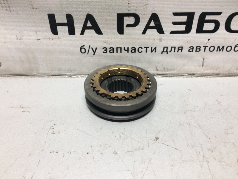 Муфта Mazda 3 BL (б/у) Муфта Mazda 3 BL (б/у)