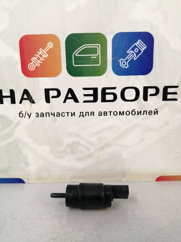 Насос омывателя Rapid 2017 NH3 1.6 Насос омывателя Rapid 2017 NH3 1.6