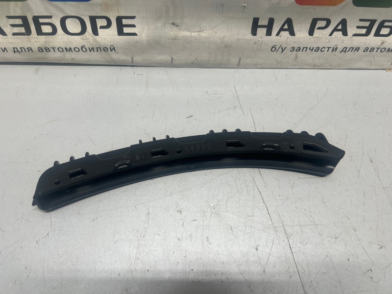 Крепление бампера переднее правое KIA Soul 2022 SK3 86526-k0000 Б/У