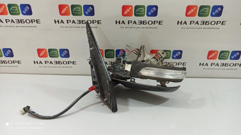 Зеркало левое Land Cruiser 200