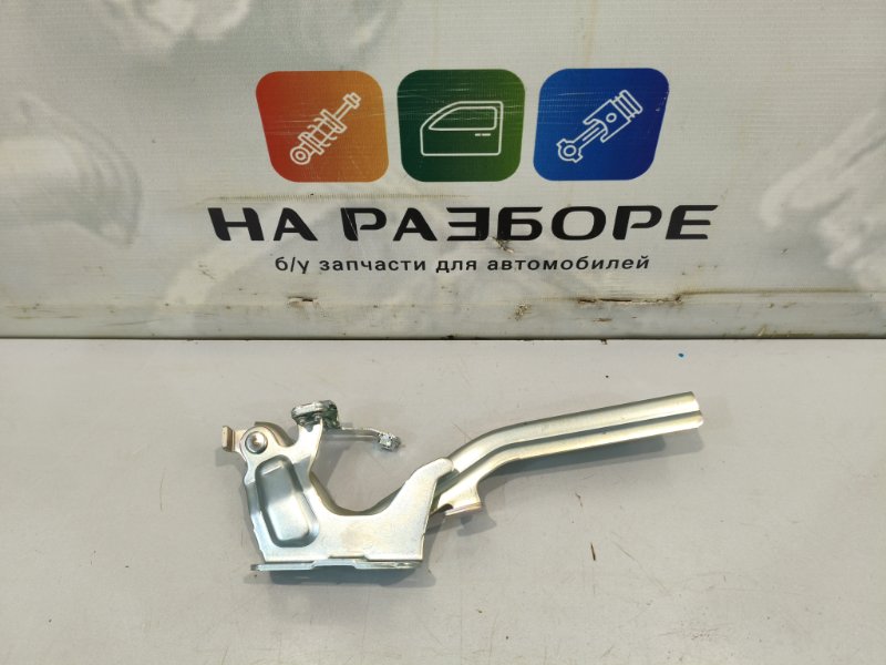 Запчасть петля капота передняя правая Nissan JUKE Рест 654001Ka0a Б/У Петля капота передняя правая Nissan JUKE Рест 654001Ka0a Б/У