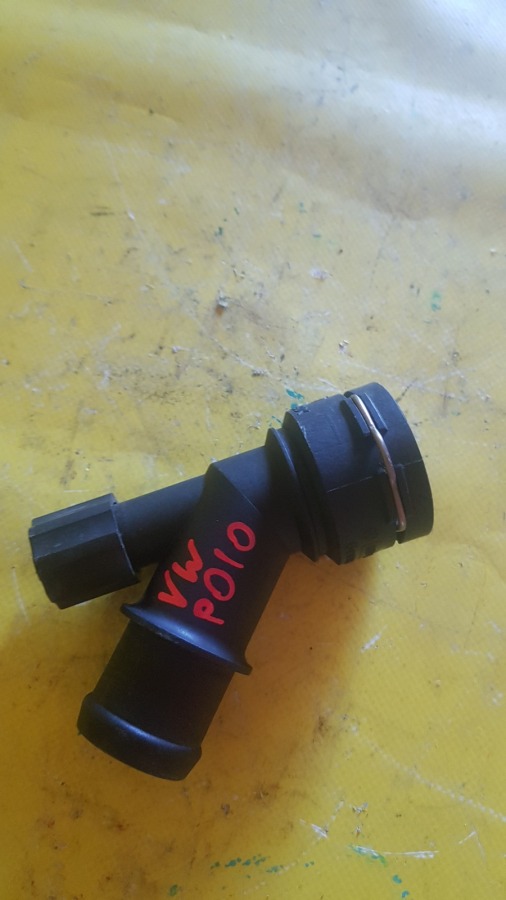 Флянец Volkswagen Polo 9N Флянец Volkswagen Polo 9N