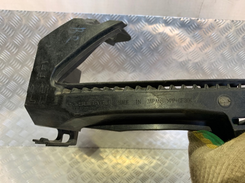 Крепление фары левое LEGASY 2009 V