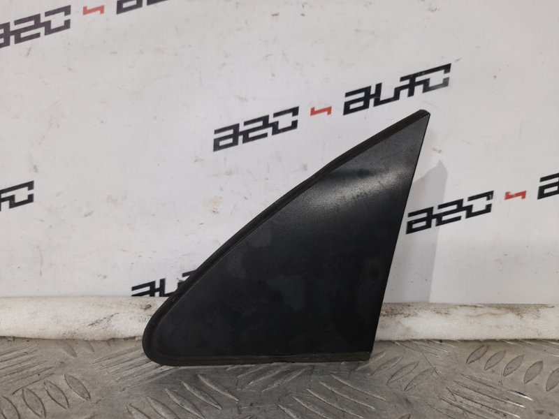 Накладка на крыло передняя левая Peugeot 308 2013 4E 9680364380 контрактная
