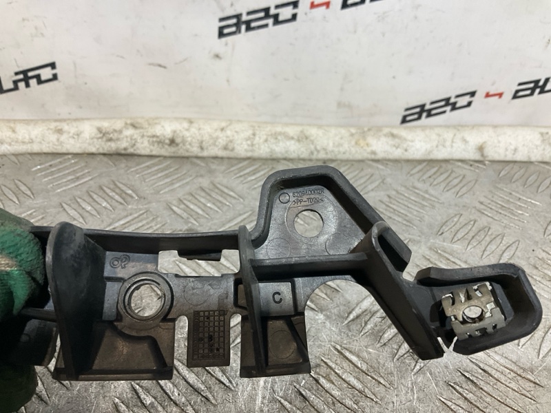 Крепление бампера переднее правое Megane 2012 3 Крепление бампера переднее правое Megane 2012 3