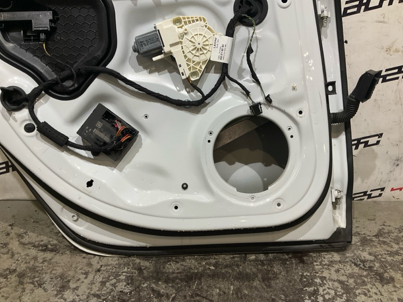 Дверь задняя левая A6 2014 C7 CHVA Дверь задняя левая A6 2014 C7 CHVA