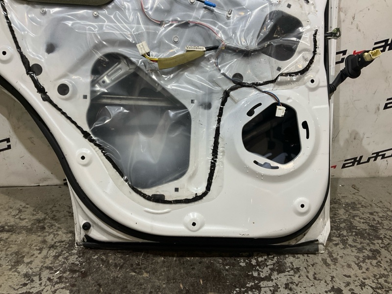 Дверь задняя левая Outlander 2014 3 4J12