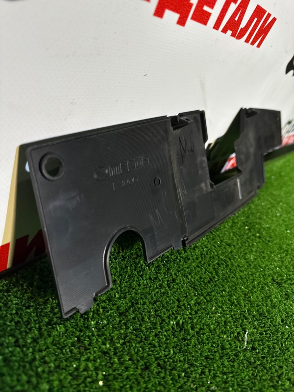 Накладка замка капота Mazda 6 2012-2018 GJ
