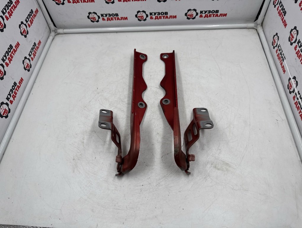Петля капота Mazda CX-5 2017-2021 KF KB7W52420 контрактная