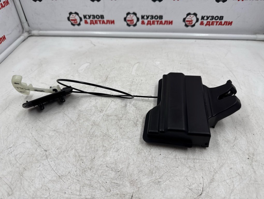 Замок багажника Infiniti Q50 2013-2024 V37 84630-JF00A контрактная