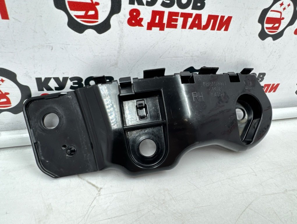 Крепление бампера правое Mazda CX5 KF