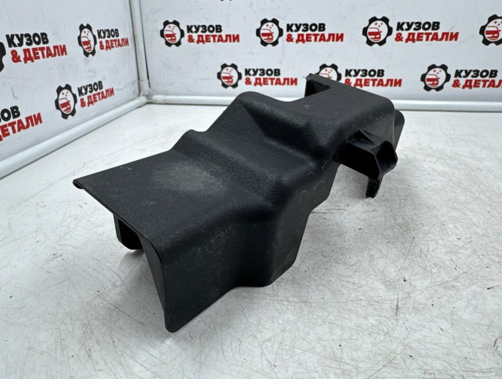 Накладка замка капота RX 2019-2022 4 Накладка замка капота RX 2019-2022 4