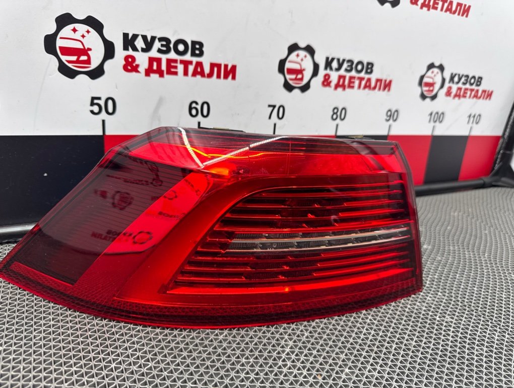 Фонарь в крыло задний левый Passat 2014-2020 B8