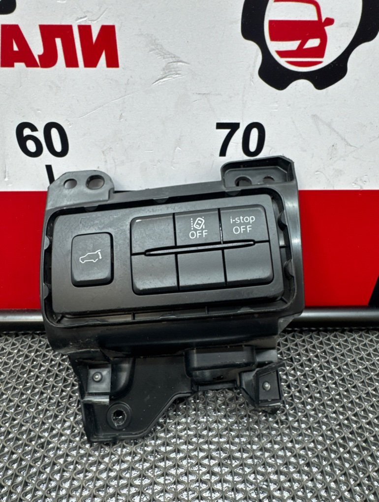 Кнопка антипробуксовочной системы Mazda CX5 KF