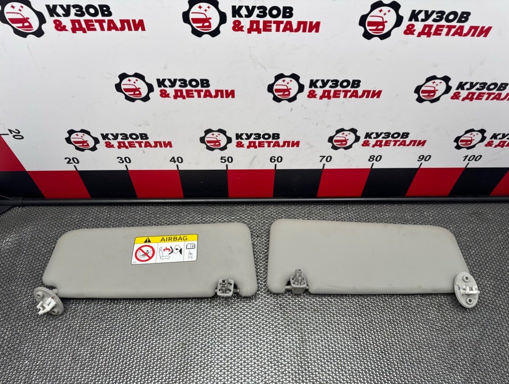 Козырек солнцезащитный RAV 4 2012-2018 40