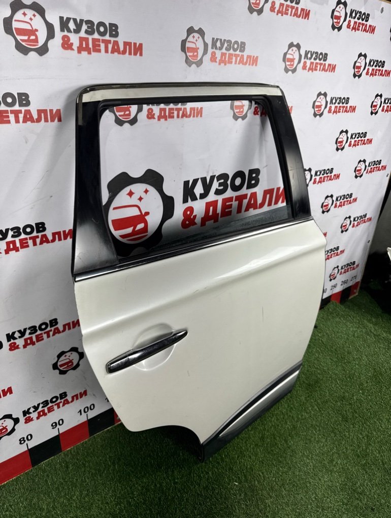 Дверь боковая задняя правая Mitsubishi Outlander 3