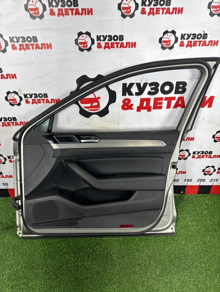 Дверь боковая передняя правая Passat 2014-2020 B8