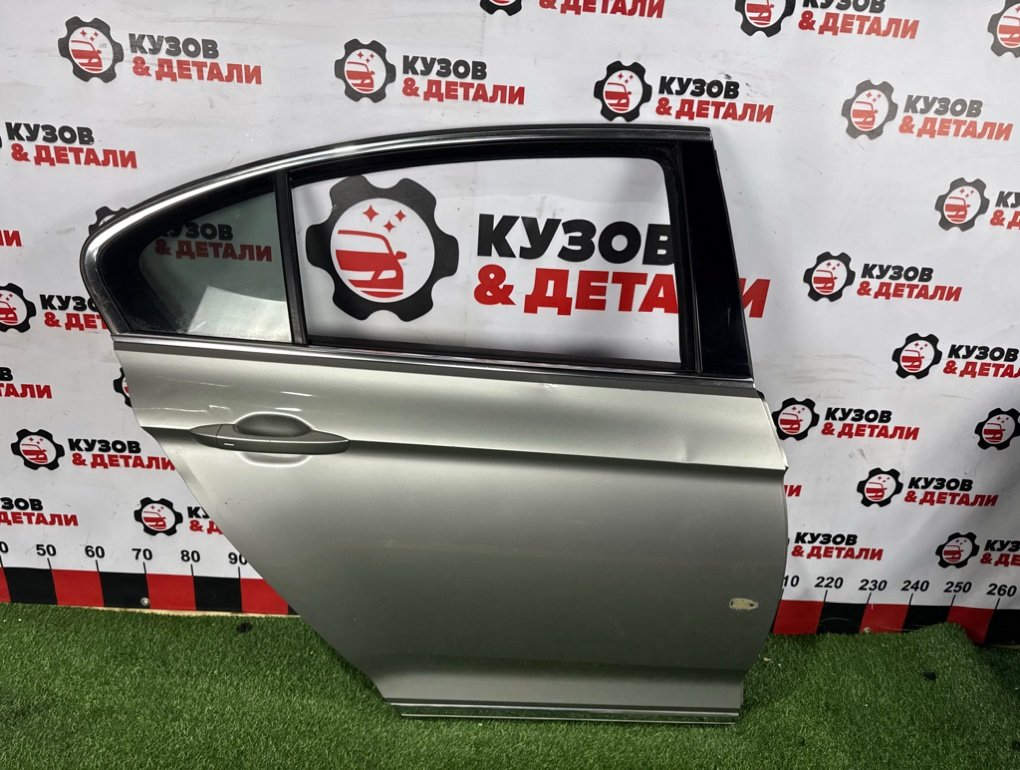 Запчасть дверь боковая задняя правая volkswagen Passat 2014-2020 B8 3G5833056AC Б/У Дверь боковая задняя правая volkswagen Passat 2014-2020 B8 3G5833056AC Б/У