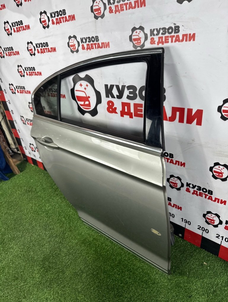 Дверь боковая задняя правая volkswagen Passat B8 Дверь боковая задняя правая volkswagen Passat B8