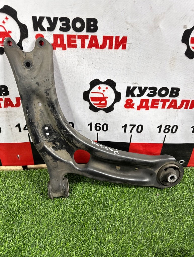 Рычаг подвески нижний передний правый volkswagen Passat B8 3Q0407152E контрактная