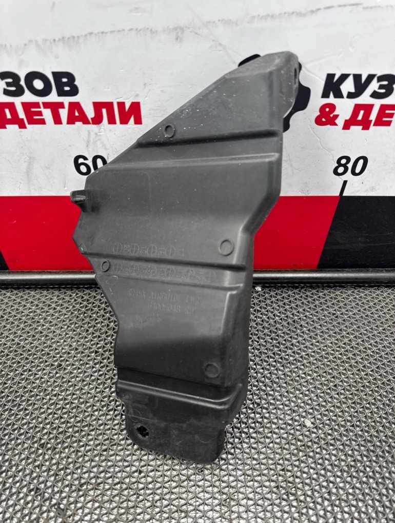 Рамка радиатора передняя Mitsubishi Outlander GF3W 6400F048 контрактная