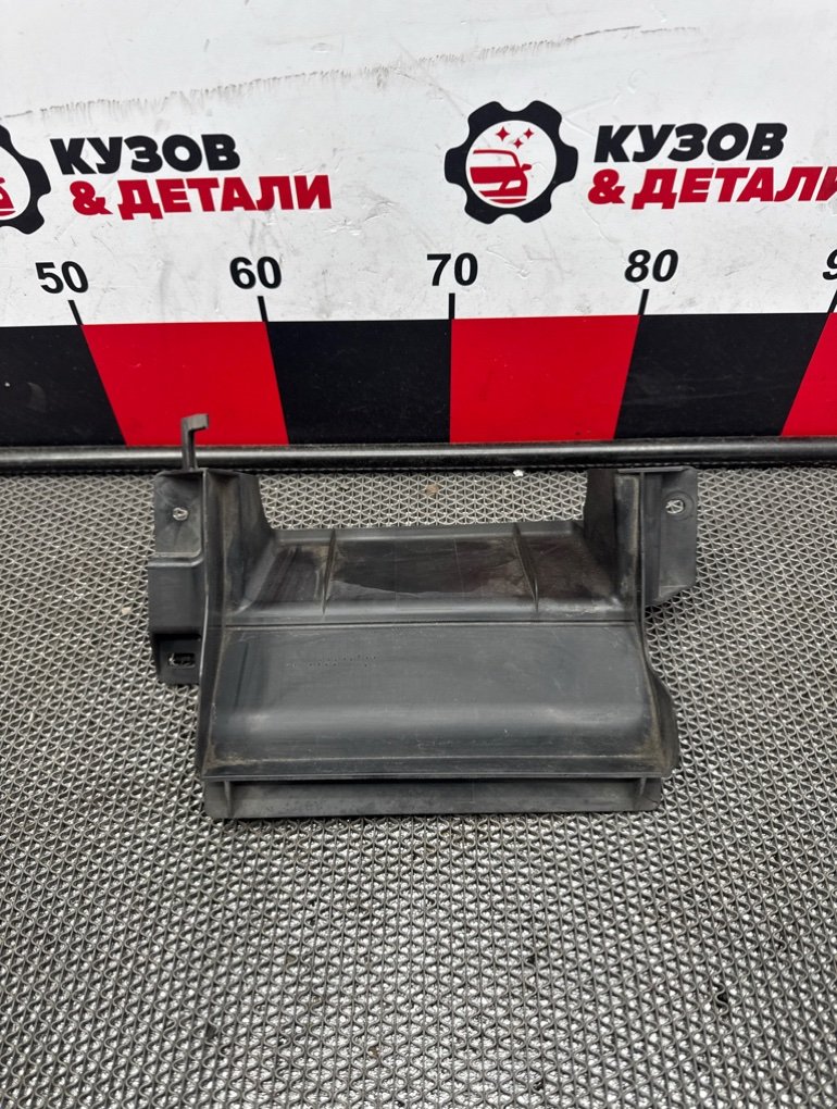 Рамка радиатора передняя Mitsubishi Outlander 3 7450B022 контрактная