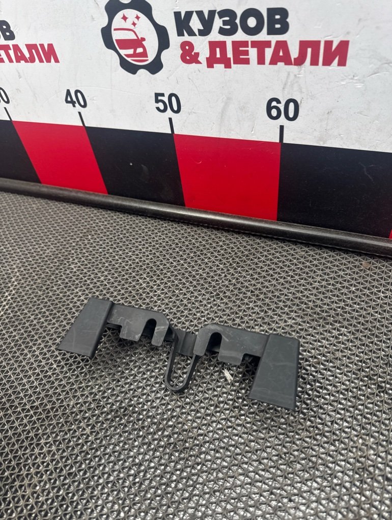 Кронштейн замка капота Mazda CX5 KF