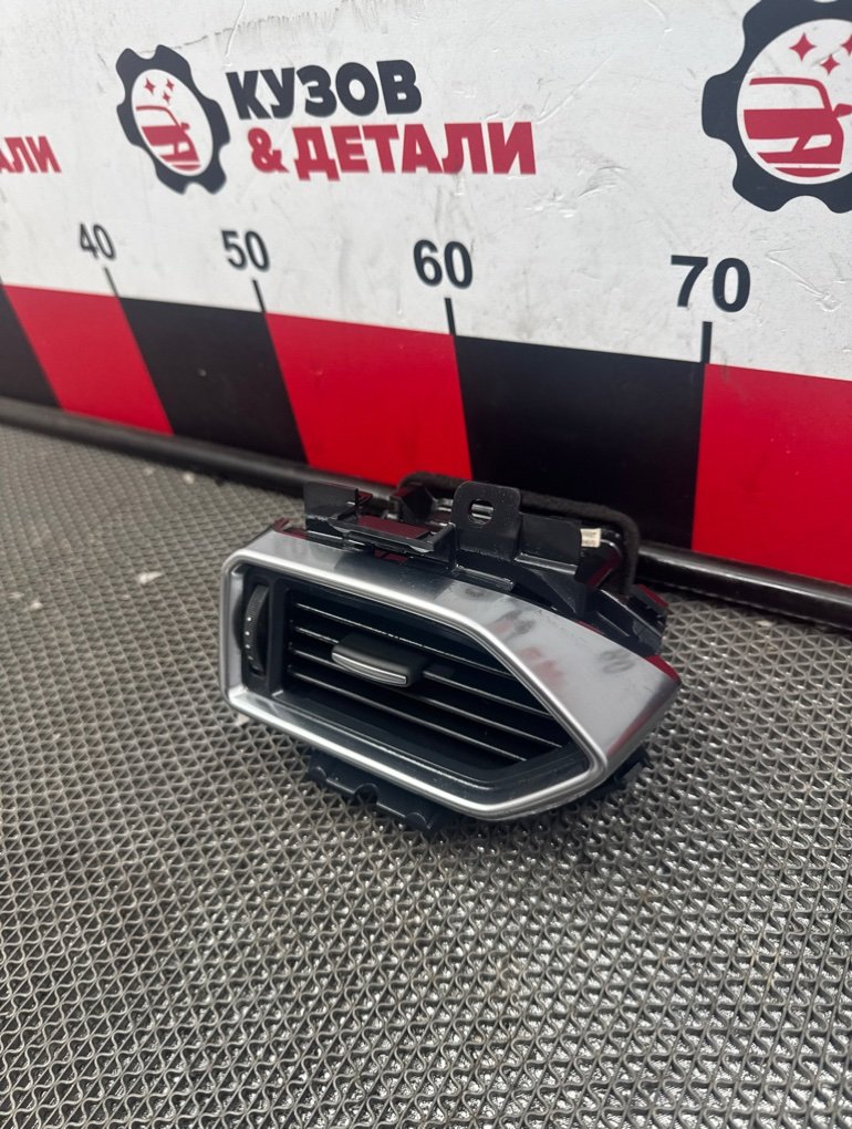 Дефлектор воздушный левый Mazda CX5 KF