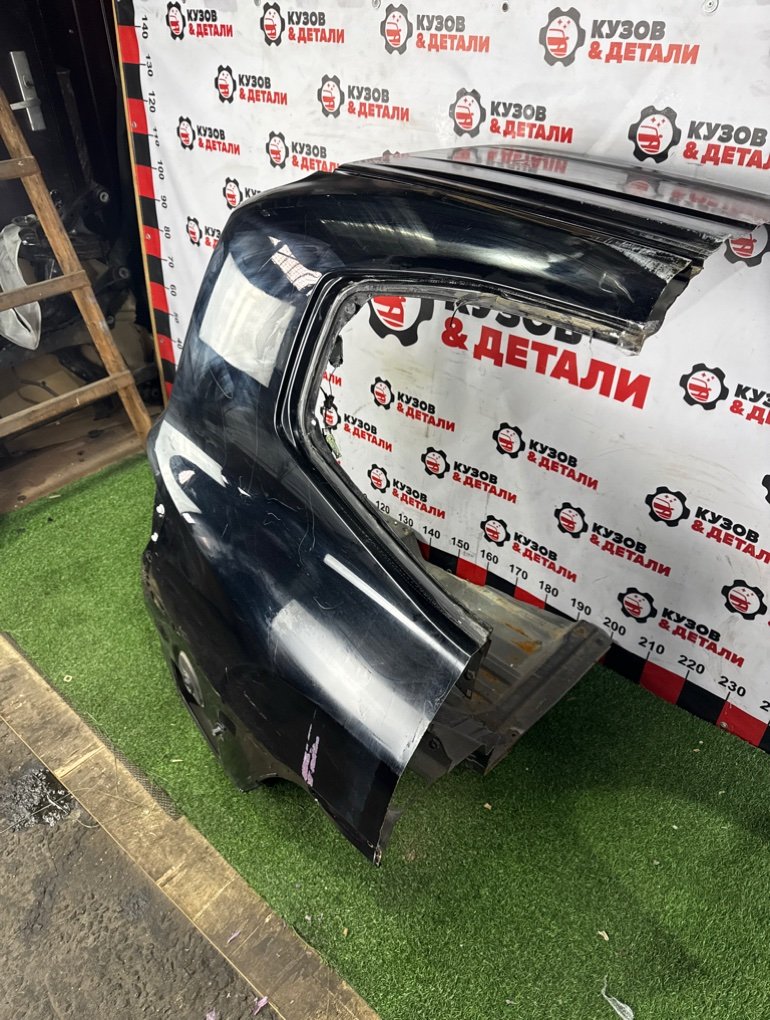Крыло заднее правое Toyota Land Cruiser J300