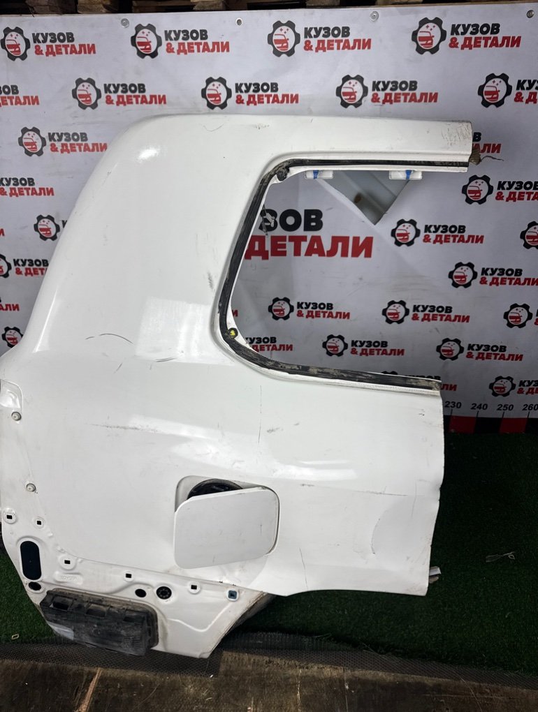 Крыло заднее правое Toyota Land Cruiser 2009-2021 J200 6016160890 контрактная