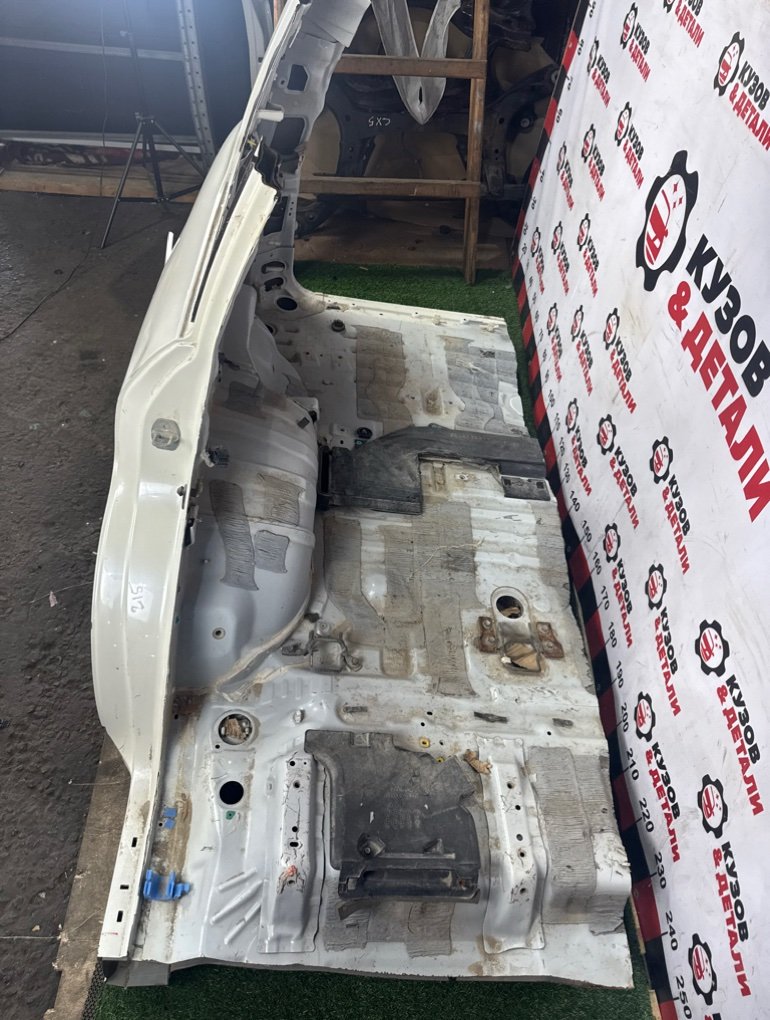 Крыло заднее правое Land Cruiser 2007-2015 J200