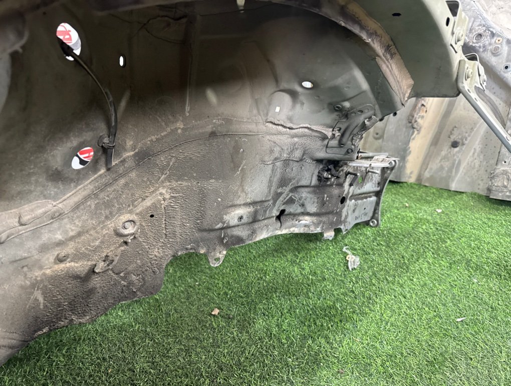 Лонжерон передний правый Passat 2014-2020 B8