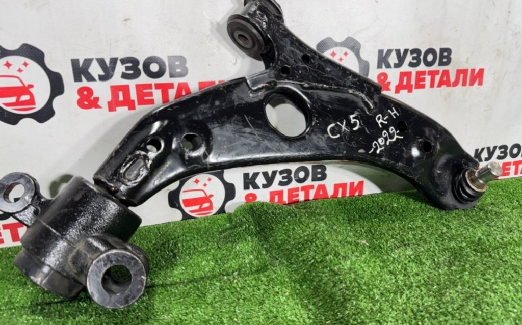 Рычаг подвески нижний передний правый CX5 2017-2022 KF Рычаг подвески нижний передний правый CX5 2017-2022 KF