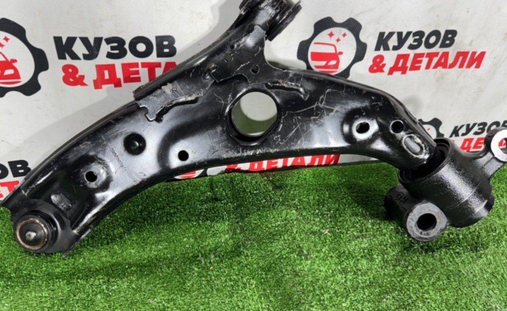 Рычаг подвески нижний передний правый CX5 2017-2022 KF Рычаг подвески нижний передний правый CX5 2017-2022 KF