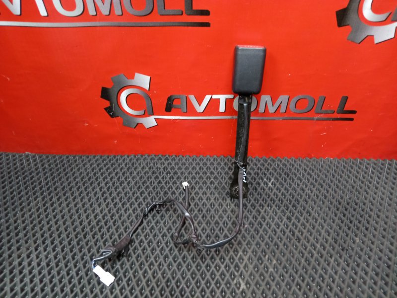 Замок ремня безопасности NISSAN JUKE 2011 F15 HR16DE 86843-1KA1A контрактная