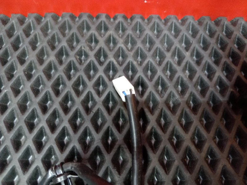 Замок ремня безопасности JUKE 2011 F15 HR16DE