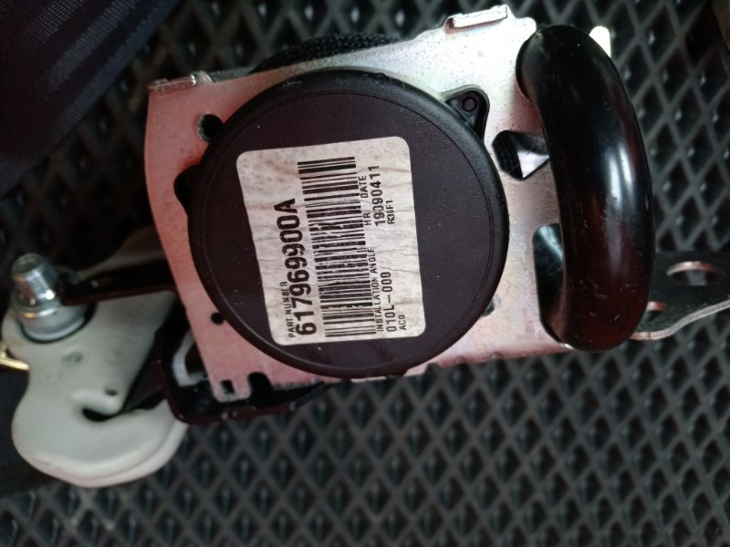 Ремень безопасности передний левый NISSAN JUKE F15 HR16DE