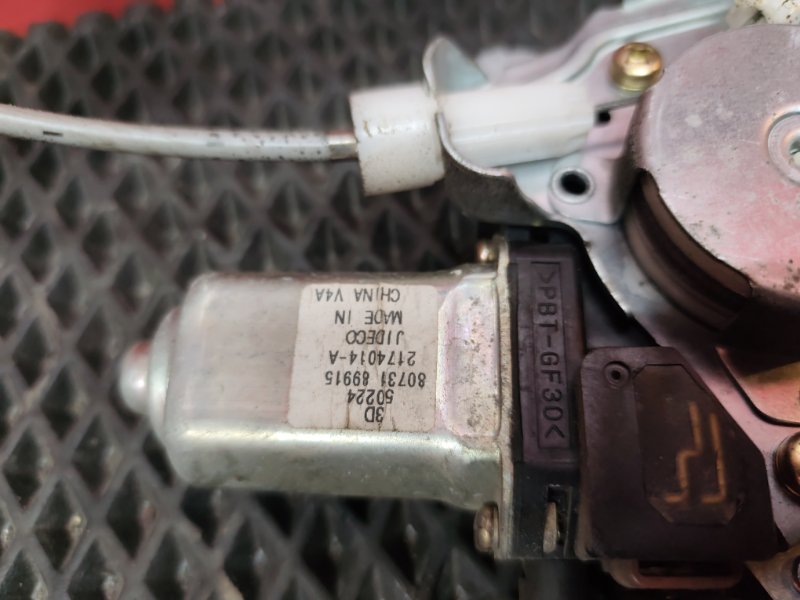 Стеклоподъемник задний левый MURANO 2005 Z50 VQ35DE Стеклоподъемник задний левый MURANO 2005 Z50 VQ35DE