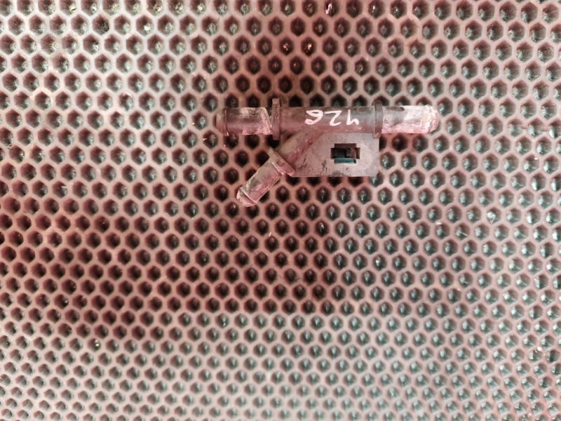 Тройник системы охлаждения TOYOTA AURIS 2010 ZRE151 1ZR-FAE 16575-22020 контрактная